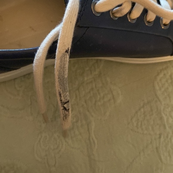 Navy Blue ECCO Leather sneakers. Size39EU/8US. Slight scuff on upper right shoe - Picture 16 of 16